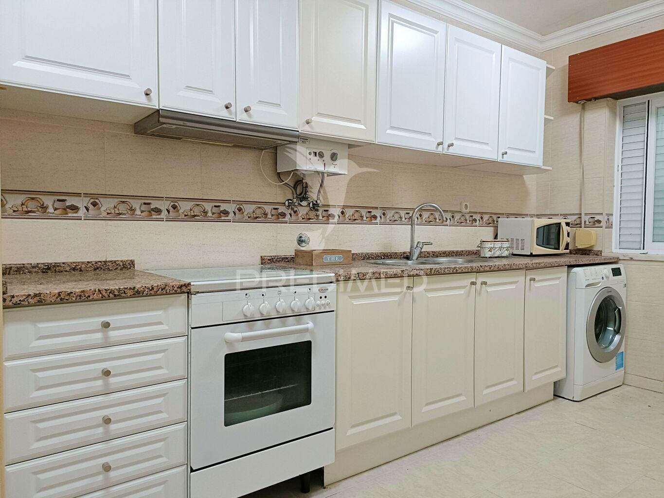 Apartamento t2 com logradouro em linhó