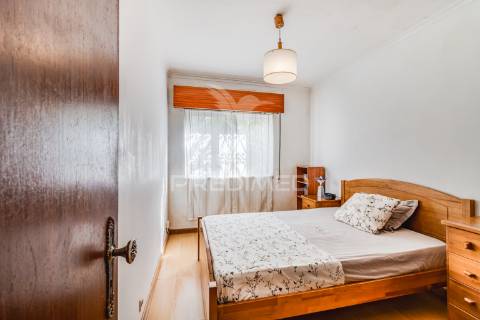 Apartamento t2 com logradouro em linhó