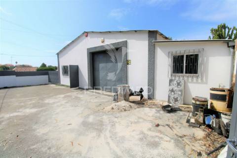 Armazém industrial em s. félix da marinha, vila nova de gaia