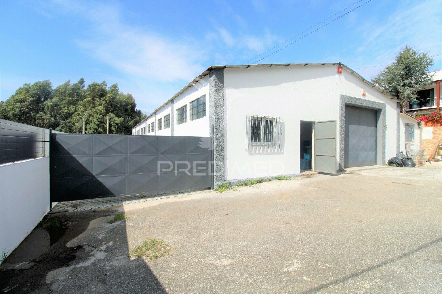 Armazém industrial em s. félix da marinha, vila nova de gaia