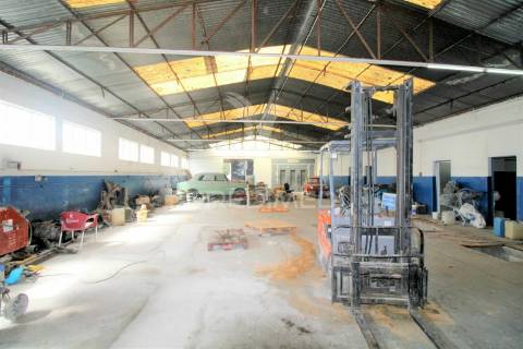 Armazém industrial em s. félix da marinha, vila nova de gaia