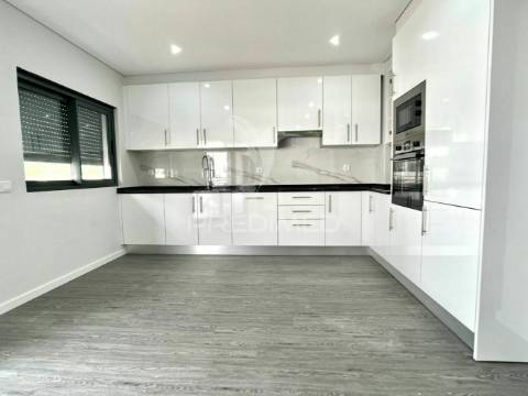 Olhão- apartamento novo  com 2 quartos 