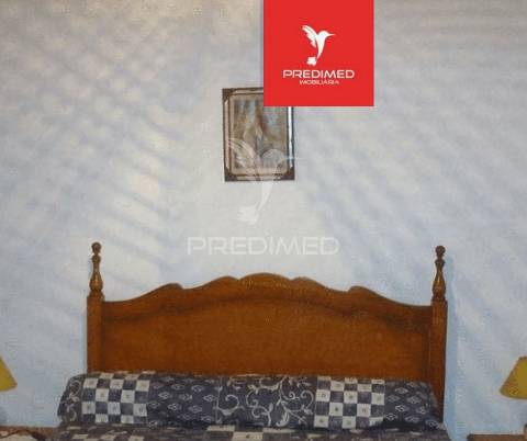 Casa antiga com terreno em casais da ponte nova / casével