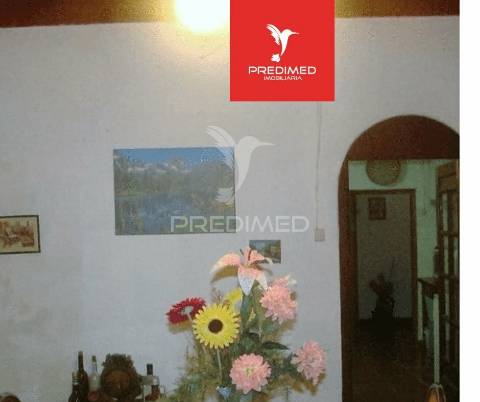 Casa antiga com terreno em casais da ponte nova / casével