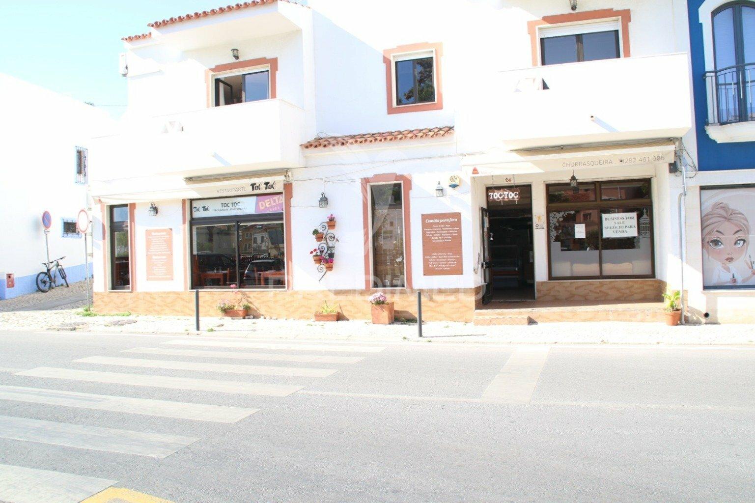 Trespasse de restaurante em ferragudo c/alvara casa de pasto