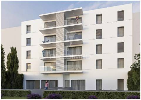 Apartamento t2 novo a estrear no centro do funchal junto ao la vie.