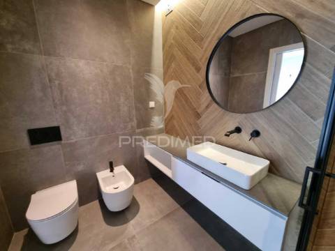 Moradia t3 estilo contemporaneo situada no rasmalho - portimão
