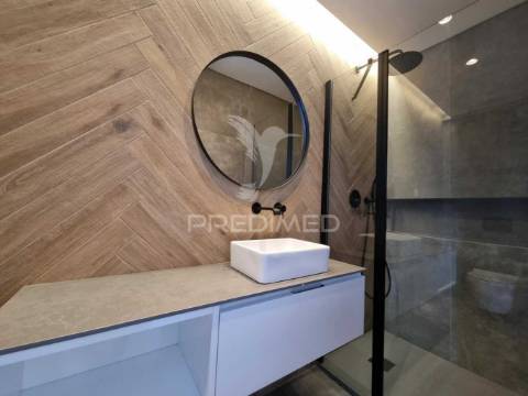 Moradia t3 estilo contemporaneo situada no rasmalho - portimão