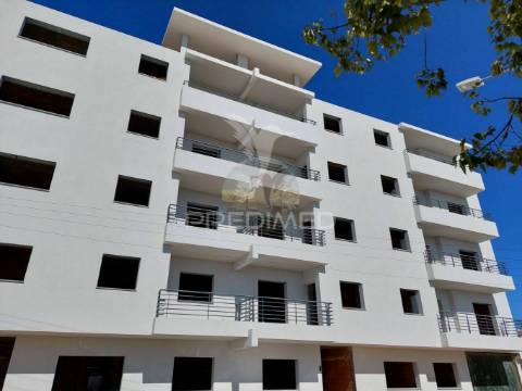 Olhão- apartamento novo com 2 quartos /new apartment with 2 bedrooms