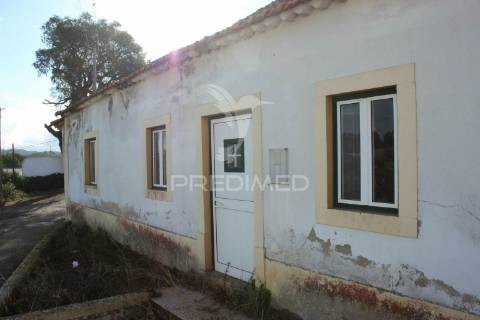 Casa de campo a 75 km de lisboa