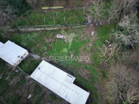 Terreno em briteiros santa leocádia - guimarães