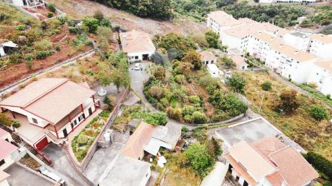 Quinta situada no caniço, santa cruz.