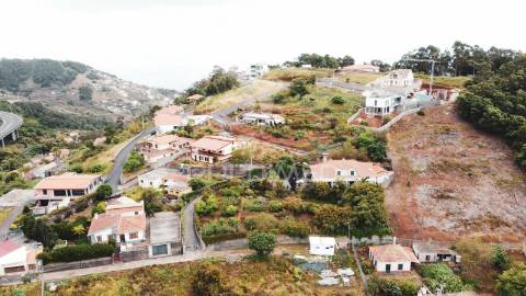 Quinta situada no caniço, santa cruz.
