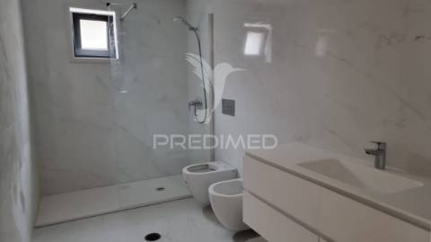 Apartamento t3  em  construção   junto à rtp,  gaia
