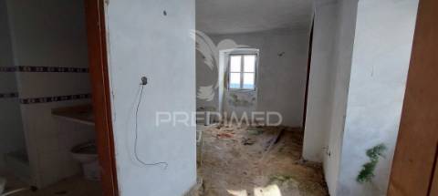 Moradia em construção em ervedal