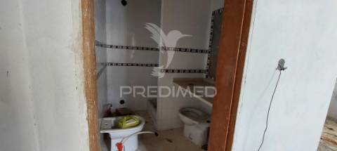 Moradia em construção em ervedal