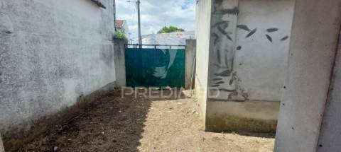 Moradia em construção em ervedal