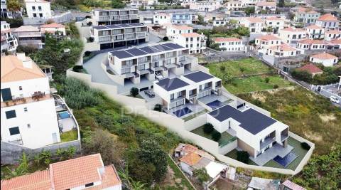 Moradia minimalista nova a estrear no funchal.vista baía, com piscina.