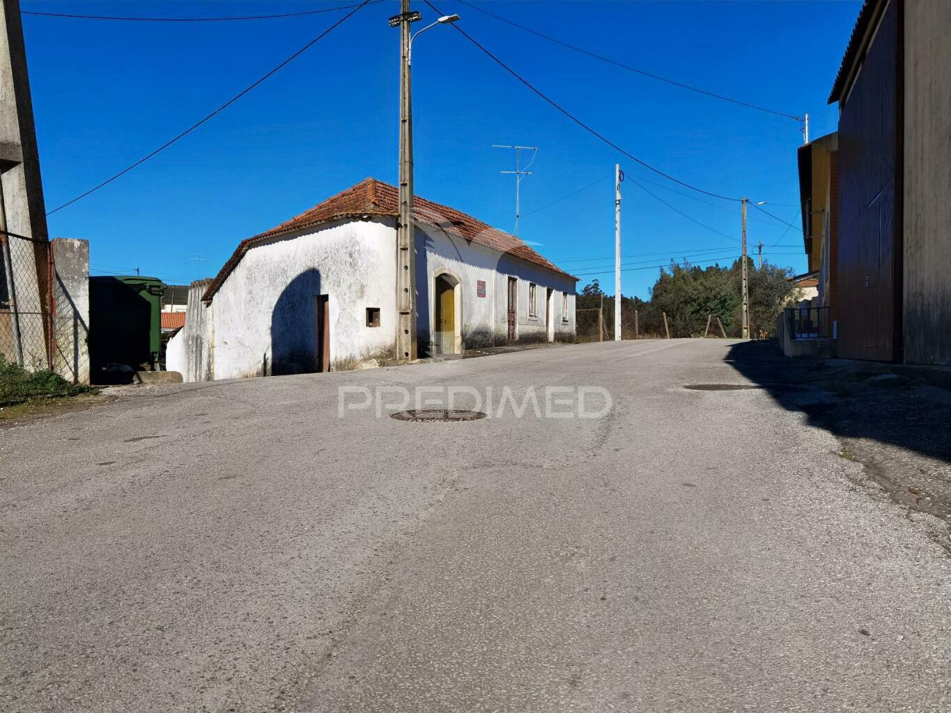 Moradia com terreno, arneiro de tremês / santarém