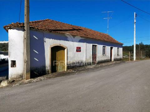 Moradia com terreno, arneiro de tremês / santarém