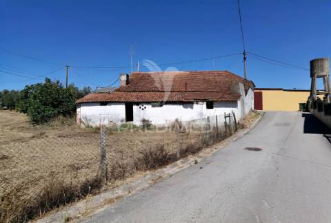 Moradia com terreno, arneiro de tremês / santarém