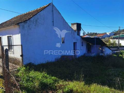 Moradia com terreno, arneiro de tremês / santarém