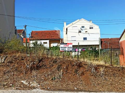 Lote 405m2 junto ao ubbo, ás portas de lisboa