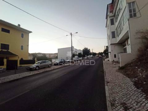 Lote 405m2 junto ao ubbo, ás portas de lisboa