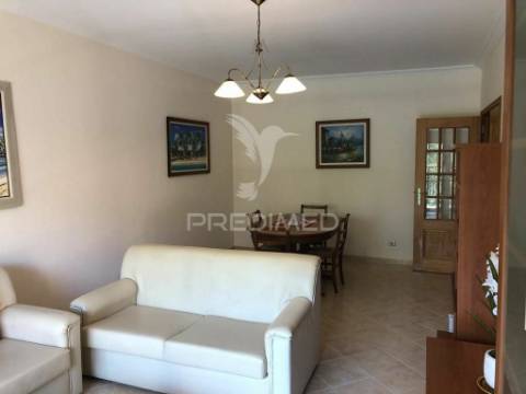 Quarteira - apartamento perto da praia/ 3 bedrooms apartment near the beach