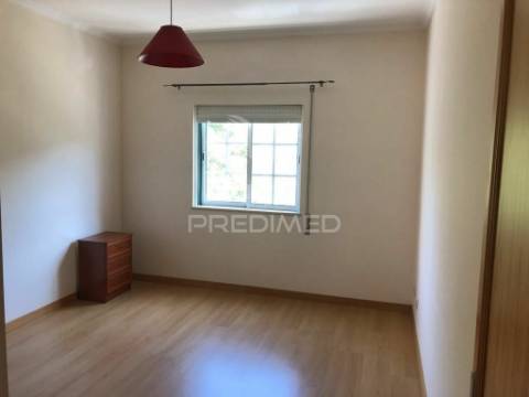 Quarteira - apartamento perto da praia/ 3 bedrooms apartment near the beach