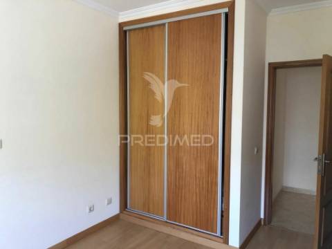 Quarteira - apartamento perto da praia/ 3 bedrooms apartment near the beach