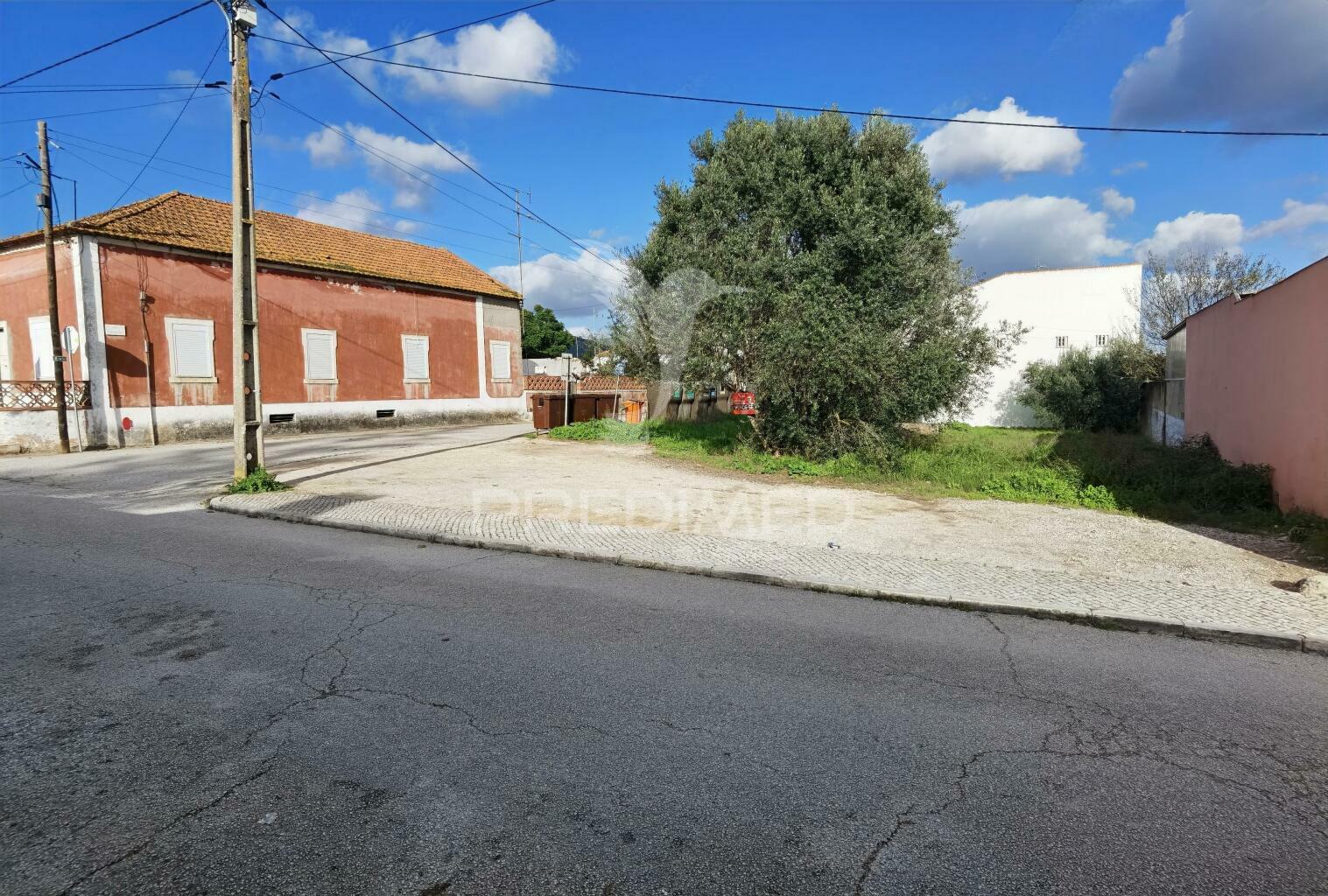 Lote de terreno urbano em vila moreira, alcanena
