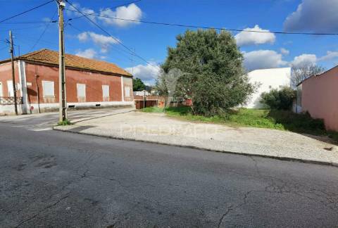 Lote de terreno urbano em vila moreira, alcanena