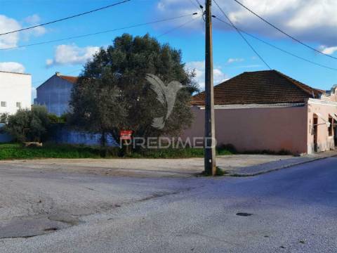 Lote de terreno urbano em vila moreira, alcanena
