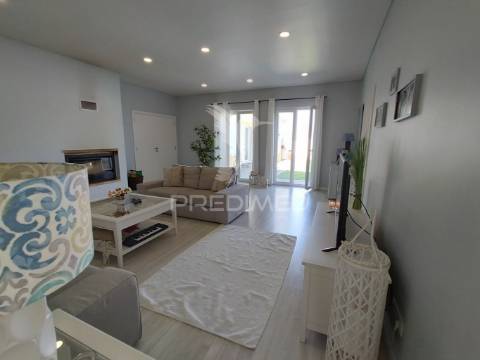 Moradia t5 pronta a habitar em serpa