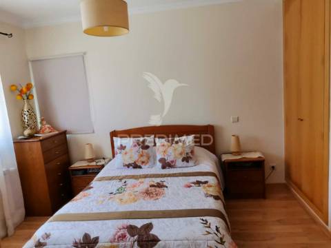 Moradia t3+1 com piscina e garagem em albufeira