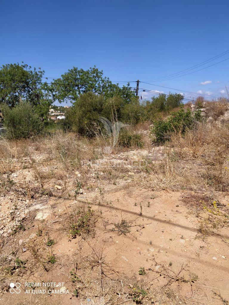 Terreno urbano -  poço deão -  silves