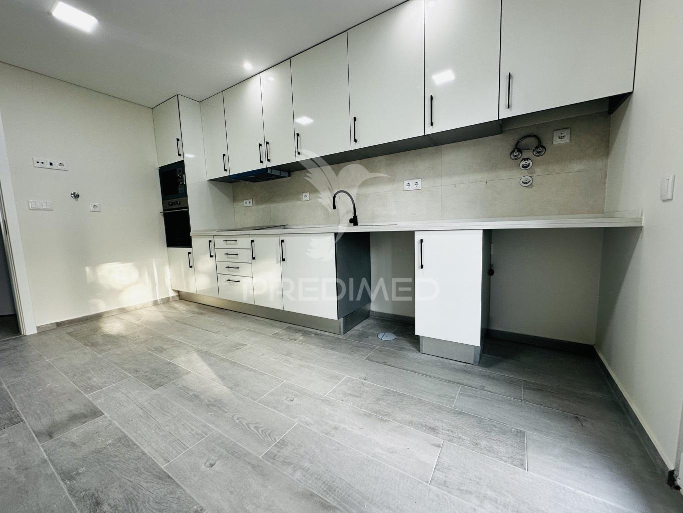 Apartamento t3 quinta amizade garagem 4 viaturas