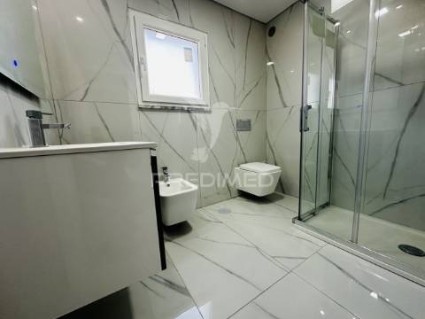 Apartamento t3 quinta amizade garagem 4 viaturas