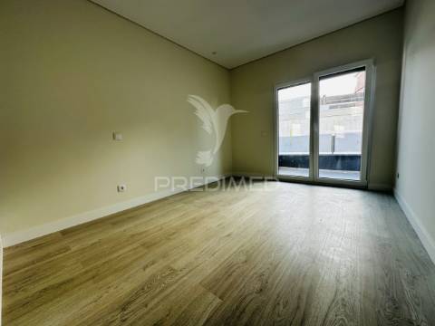 Apartamento t3 quinta amizade garagem 4 viaturas