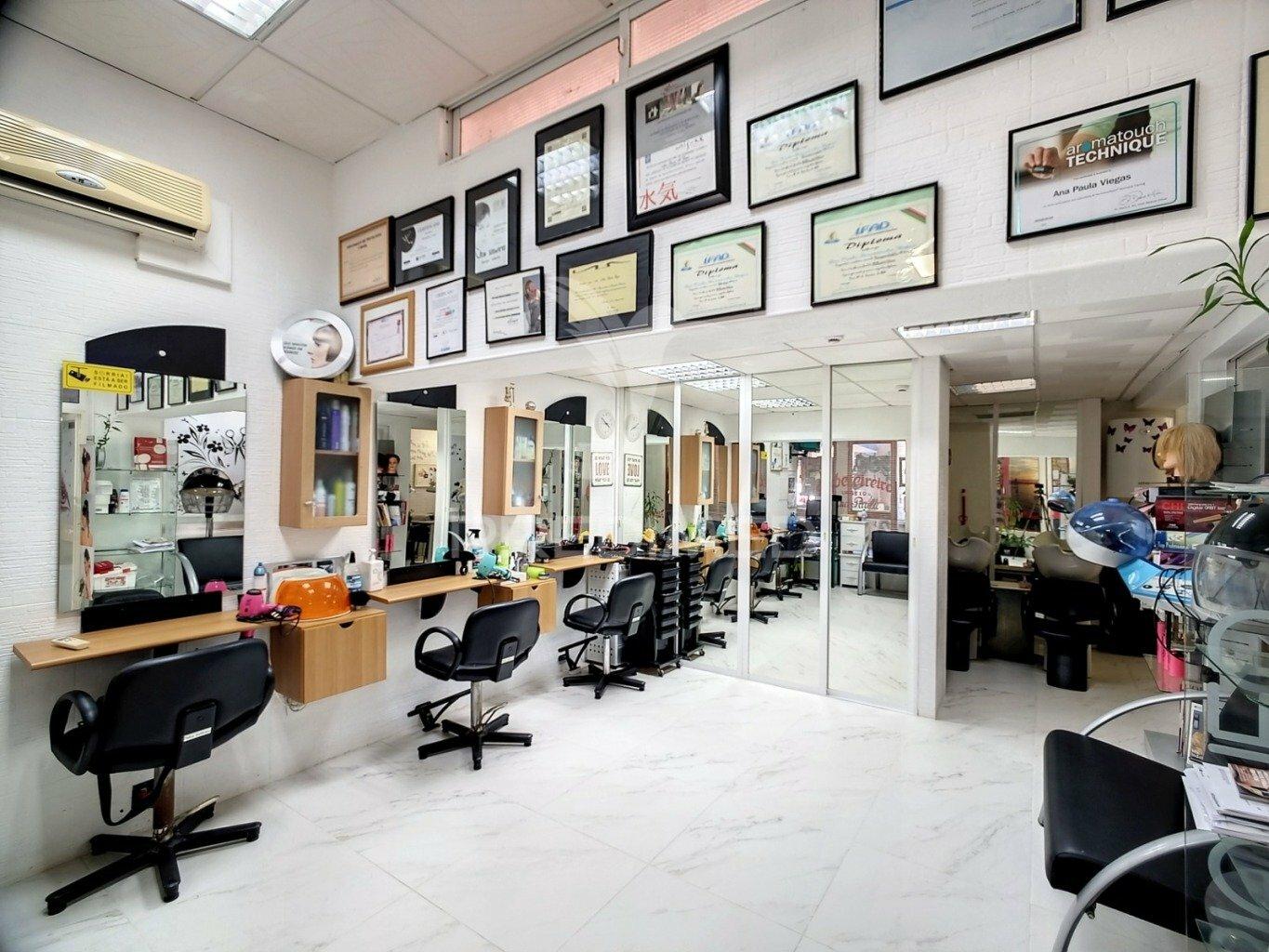 Estabelecimento comercial em cabanas de tavira a apenas 50 metros da praia