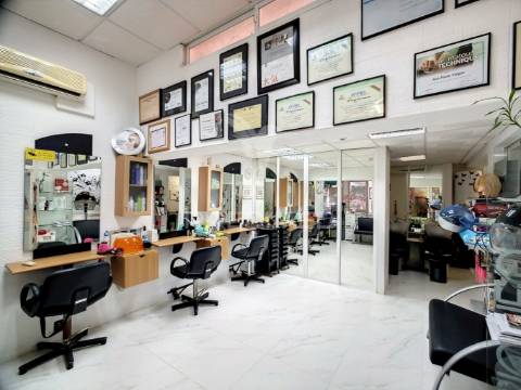 Estabelecimento comercial em cabanas de tavira a apenas 50 metros da praia