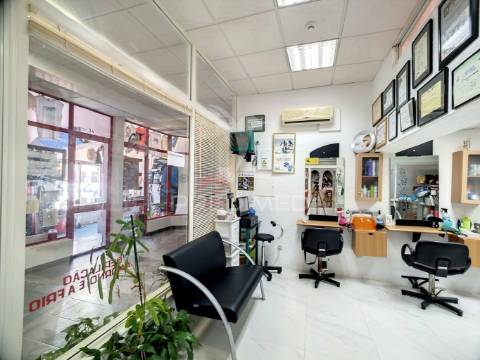 Estabelecimento comercial em cabanas de tavira a apenas 50 metros da praia