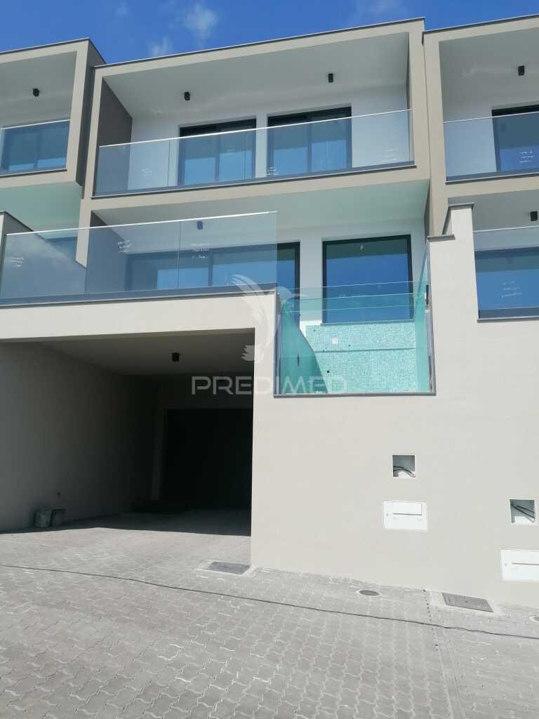 Moradia minimalista t3 no funchal