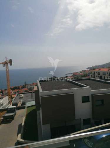 Moradia minimalista t3 no funchal