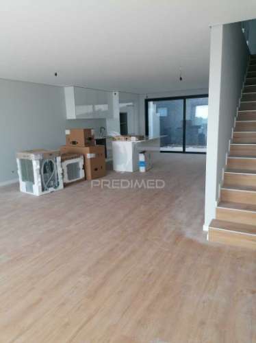Moradia minimalista t3 no funchal