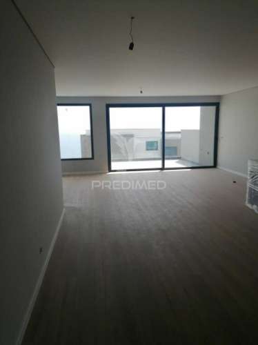 Moradia minimalista t3 no funchal