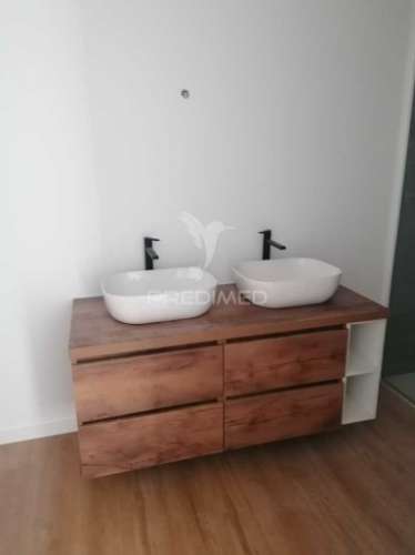 Moradia minimalista t3 no funchal
