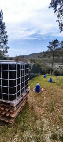 Propriedade situada em alte - terreno e tiny house