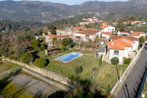 Quinta em chorense - terras de bouro
